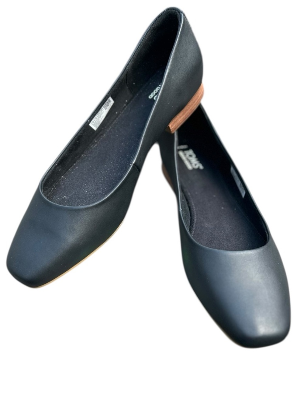 TOMS Briella Leather Ballet Flats 11 Slip On Capsule Wardrobe Career